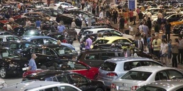 فروش خودرو در انگلیس به کمترین میزان طی ۲۳ سال گذشته رسید