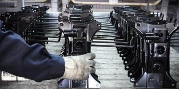 بازگشت پژو و رنو به ایران منتفی است/ آزادسازی قیمت خودرو به ضرر مردم است